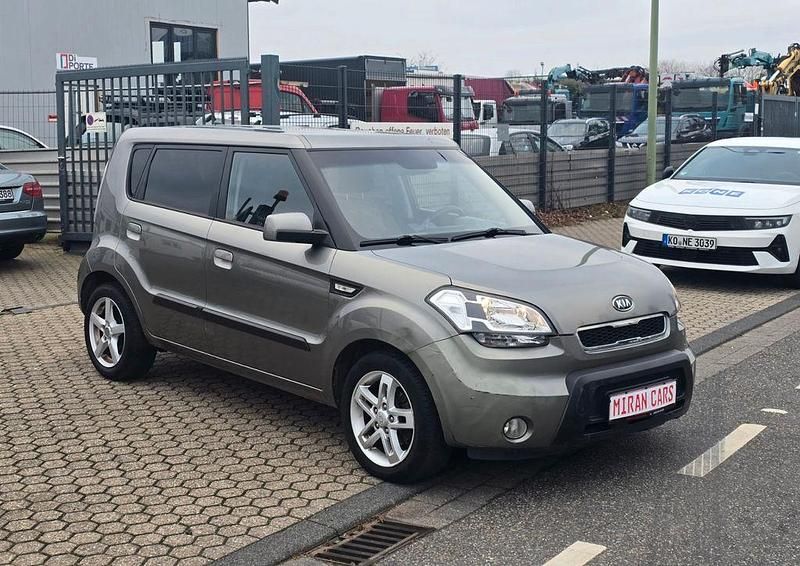 Gebraucht Kia Soul 116 PS (85 kW) 2009 Silber SUV