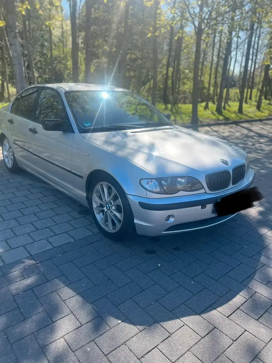 Second-hand BMW 320 150 CP (110 kW) 2003 Berlinǎ