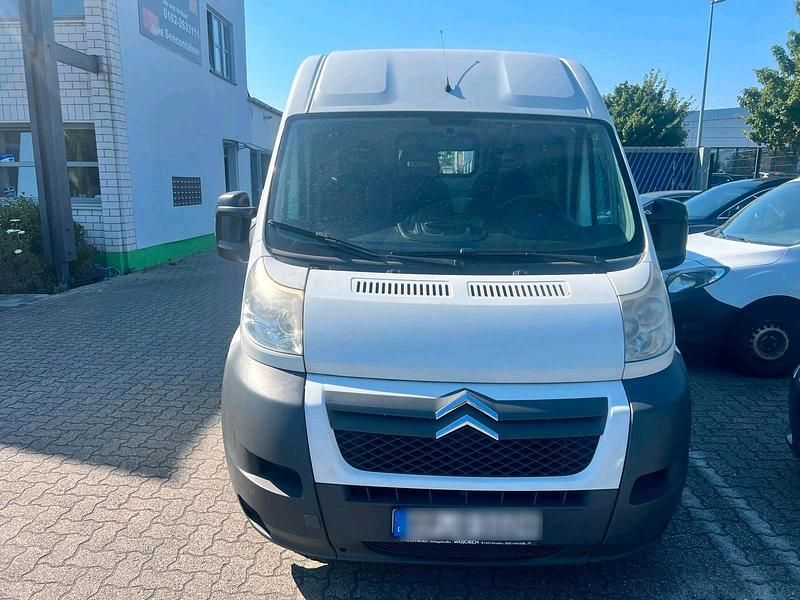 Weiß Gebraucht 2012 Citroën Jumper Van / Kleinbus | 5.490 € - Bild 1/4
