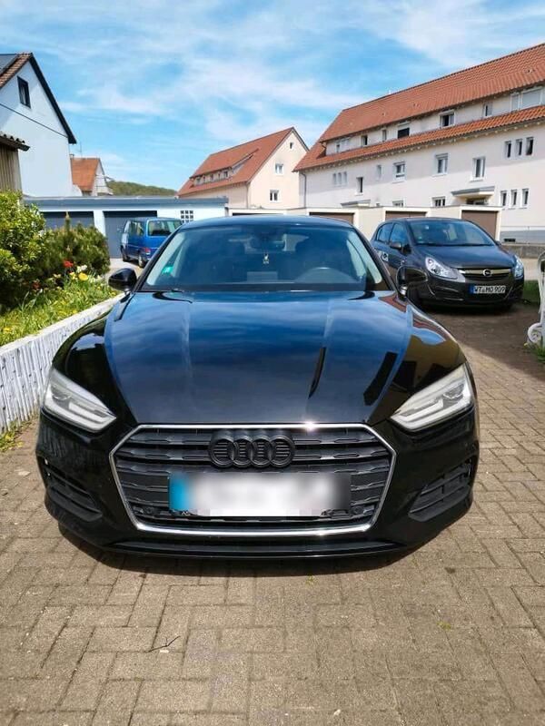Schwarz Gebraucht 2017 Audi A5 Coupé | 21.900 € (Etwas zu teuer) - Bild 1/4