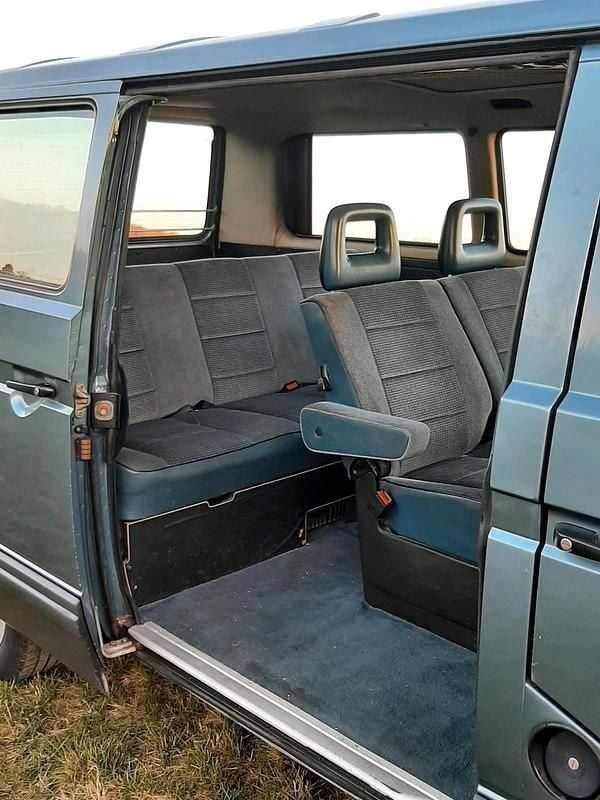Gebraucht VW T3 112 PS (82 kW) 1989 Blau Van