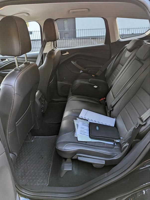 Gebraucht Ford Kuga Titanium 150 PS (110 kW) 2014 Schwarz SUV