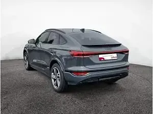 Gebraucht Audi Q6 e-tron S-Line 185 kW (252 PS) 2025 Magnetgrau SUV