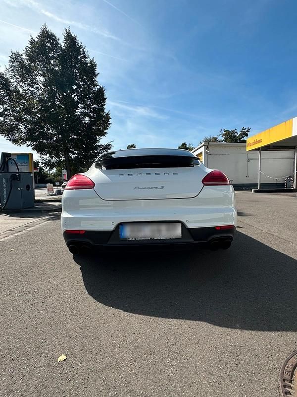 Gebraucht Porsche Panamera Executive 420 PS (308 kW) 2014 Weiß Kleinwagen