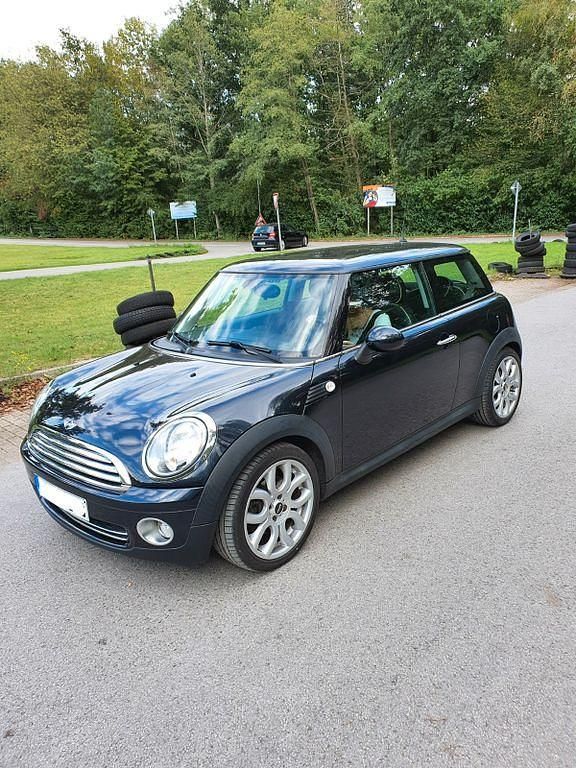 Gebraucht Mini ONE 95 PS (69 kW) 2008 Schwarz Kleinwagen