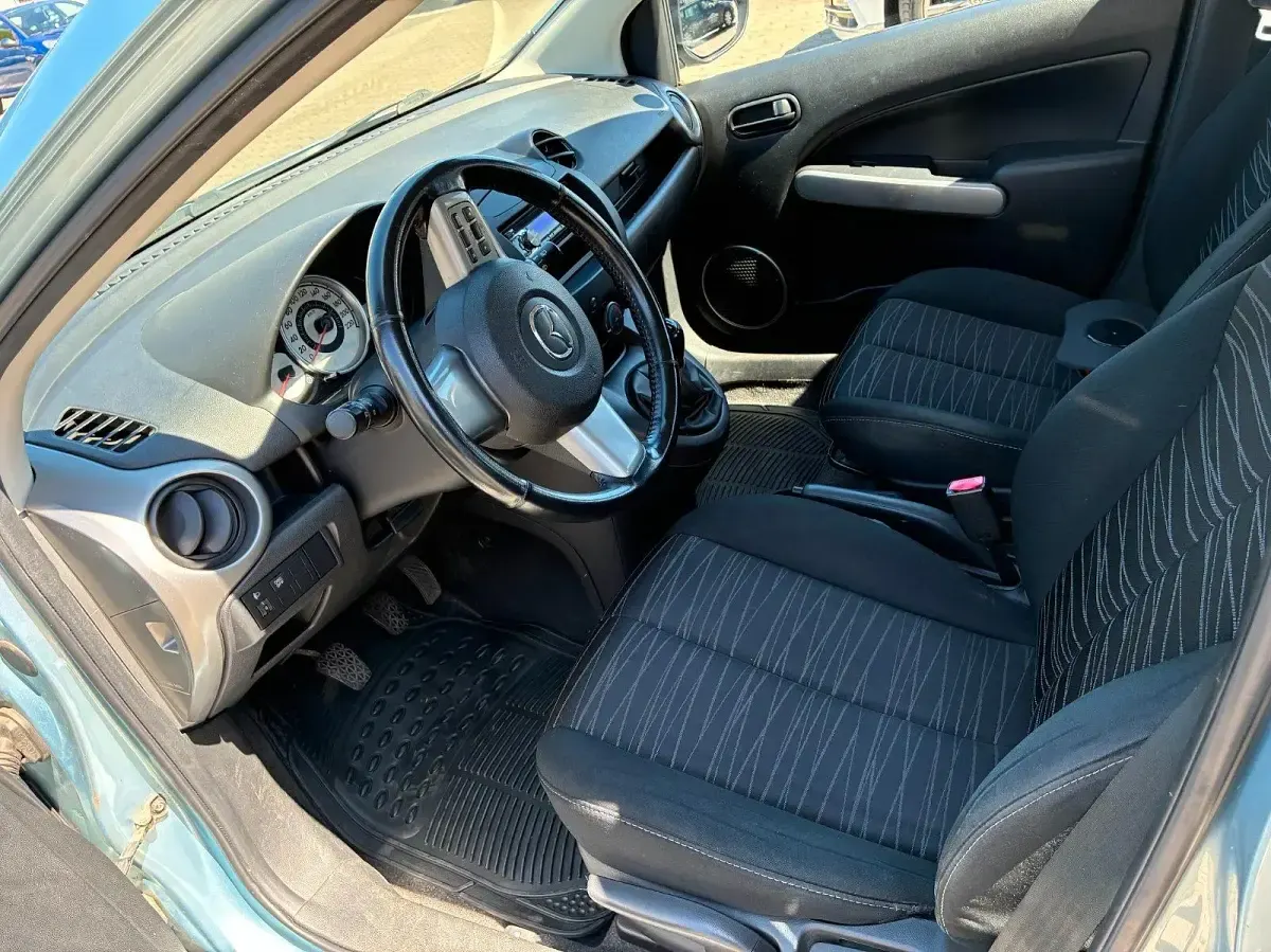 Brugt Mazda 2 75 HK (55 kW) 2008 Blå Hatchback