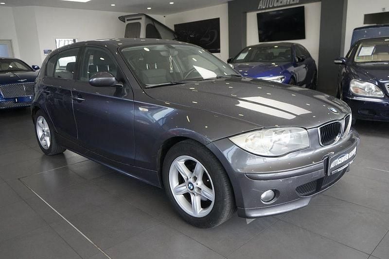Grau Gebraucht 2006 BMW 118 Advantage Kleinwagen | 1.980 € (Superpreis) - Bild 1/4