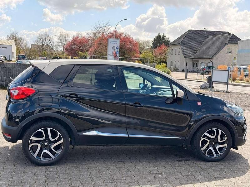 Gebraucht Renault Captur 90 PS (66 kW) 2015 Schwarz gne + elfenbein d16 SUV