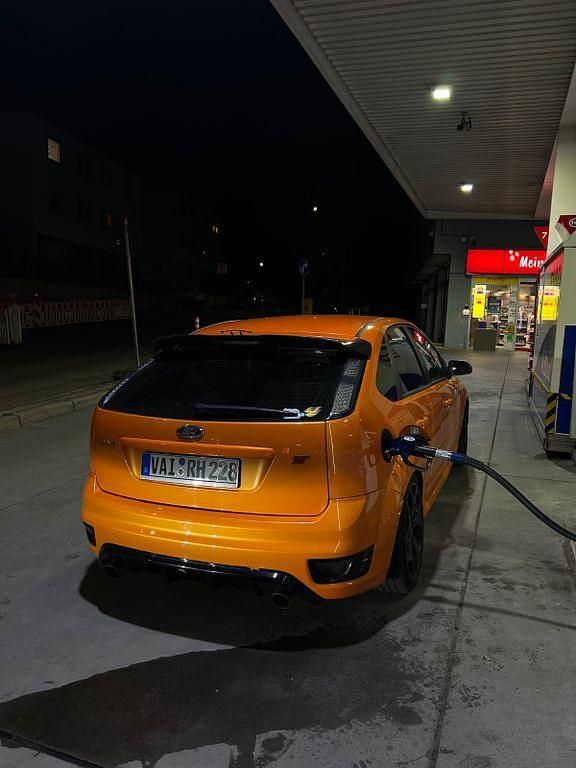 Gebraucht Ford Focus ST 226 PS (166 kW) 2006 Orange Limousine