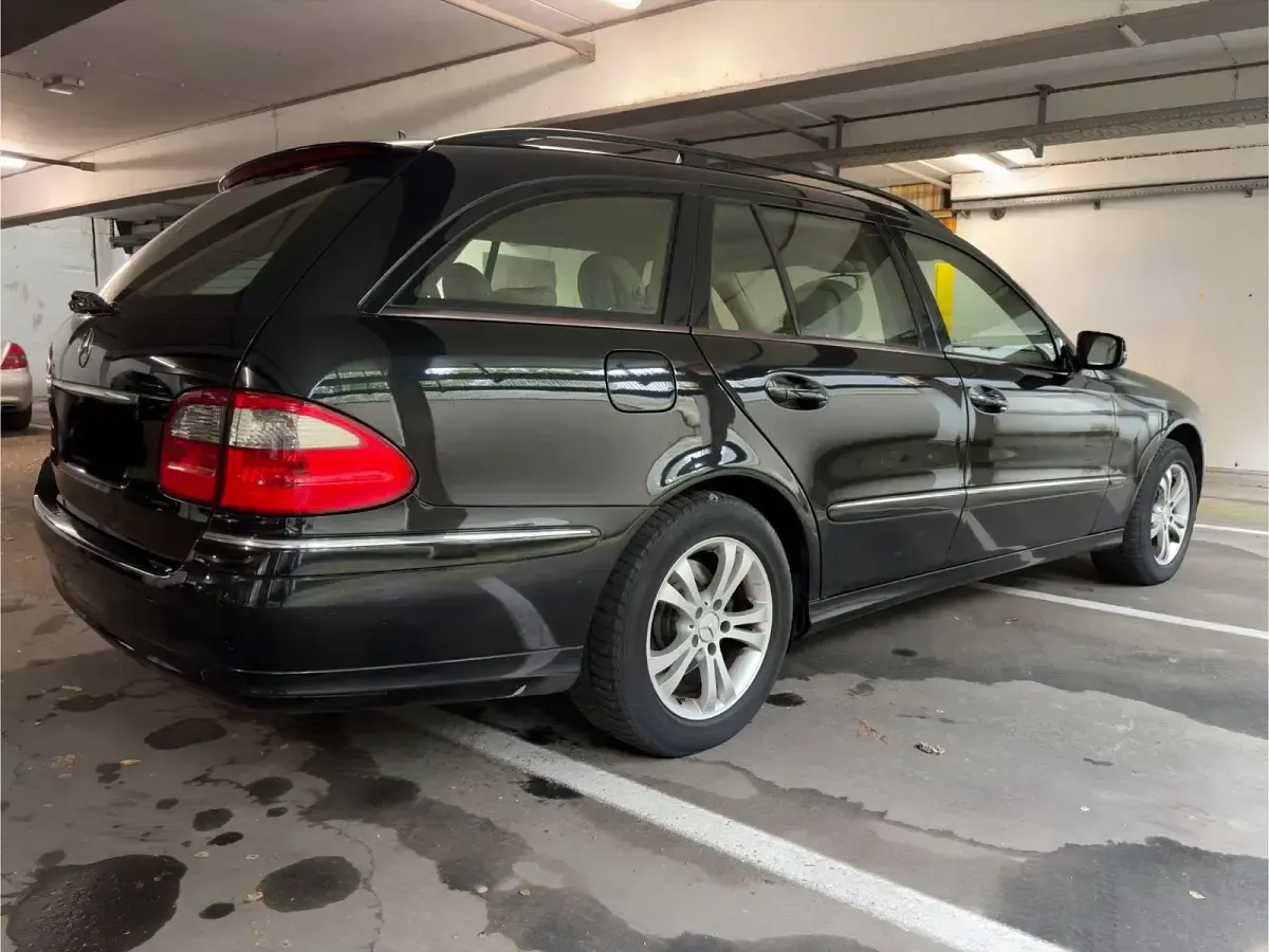 Gebraucht Mercedes E280 Elegance 231 PS (169 kW) 2008 Schwarz Kombi
