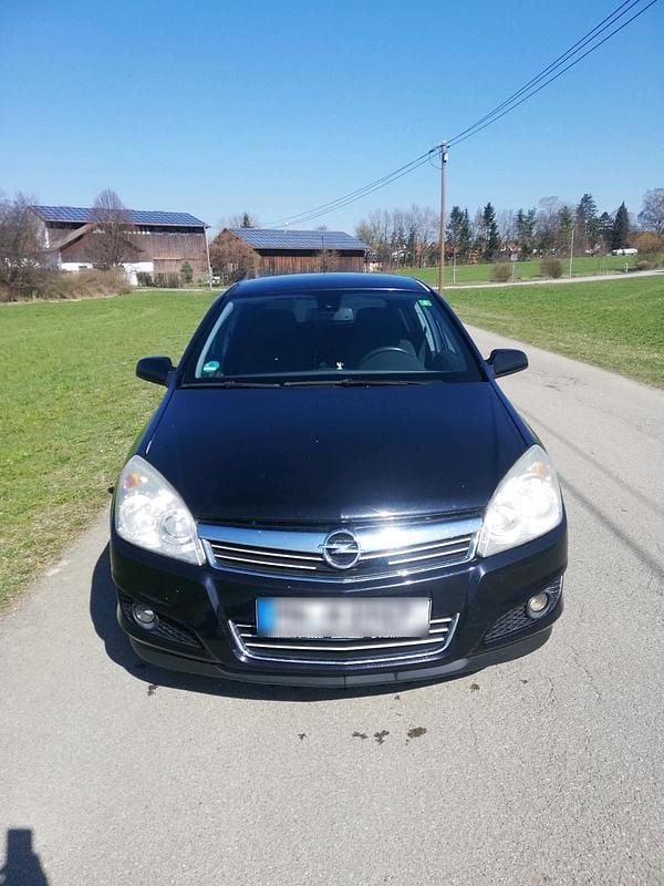 Gebraucht Opel Astra 90 PS (66 kW) 2007 Schwarz Limousine