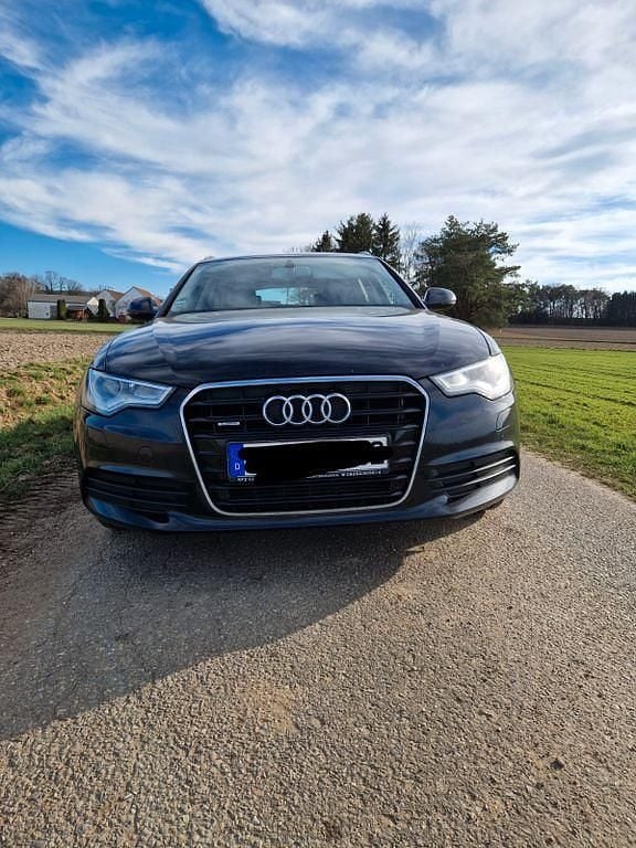 Gebraucht Audi A6 Comfort 245 PS (180 kW) 2013 Schwarz Kombi
