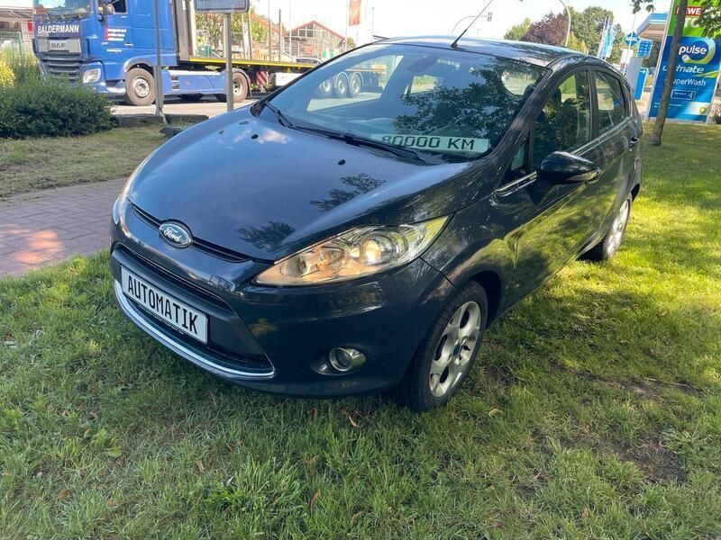 Schwarz Gebraucht 2011 Ford Fiesta Titanium Kleinwagen | 7.850 € (Etwas zu teuer) - Bild 1/4