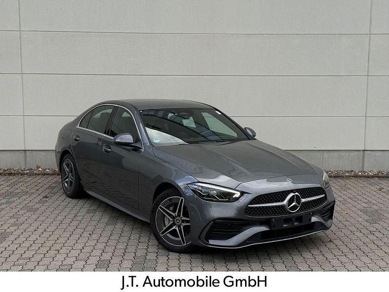 Selenitgrau Gebraucht 2023 Mercedes C180 AMG line Limousine | 37.499 € (Fairer Preis) - Bild 1/4
