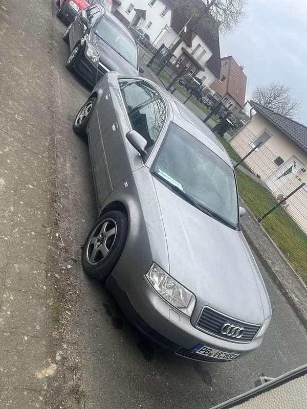 Gebraucht 2002 Audi A6 Kombi | 1.000 € (Superpreis) - Bild 1/4