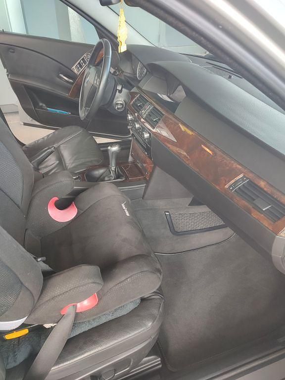 Gebraucht BMW 523 Performance 177 PS (130 kW) 2006 Silber Limousine