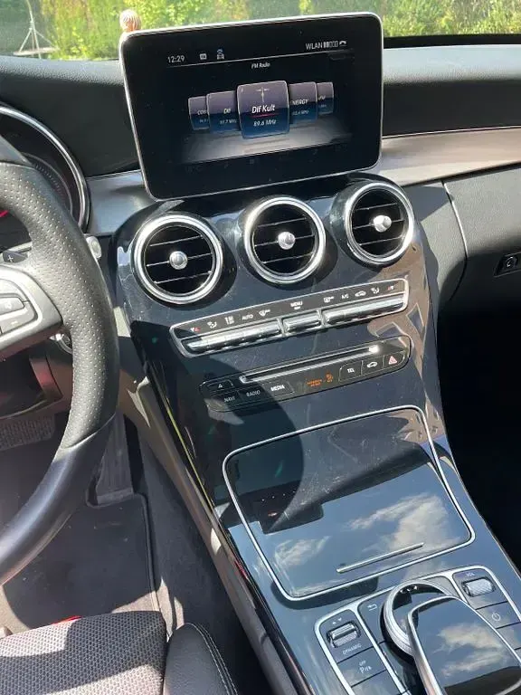 Gebraucht Mercedes C220 170 PS (125 kW) 2018 Silber Limousine