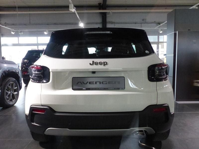 Neu Jeep Avenger Altitude 101 PS (74 kW) 2025 Weiß SUV