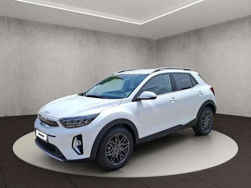 Snow white pearl Neu 2025 Kia Stonic SUV | 28.750 € (Teuer) - Bild 1/4