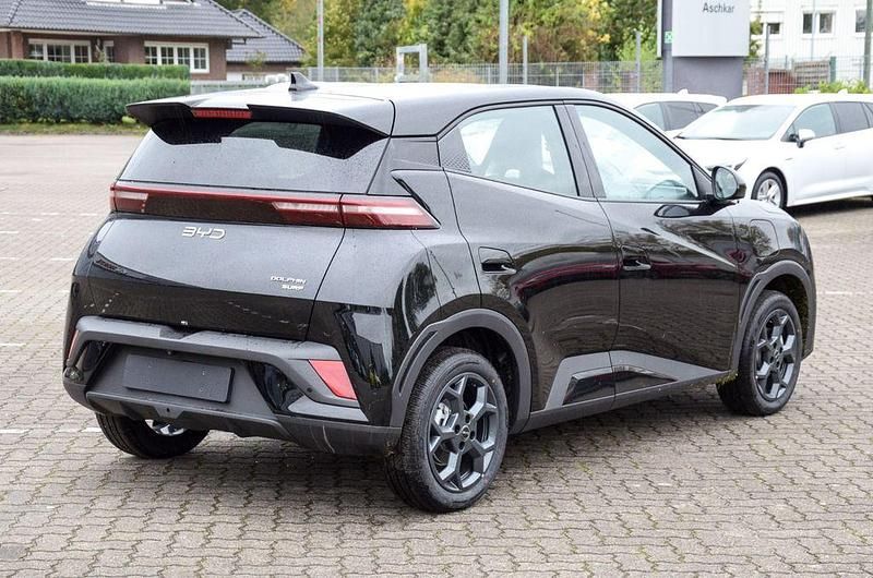 Neu BYD Dolphin Boost 64 kW (88 PS) 2025 Schwarz Kleinwagen