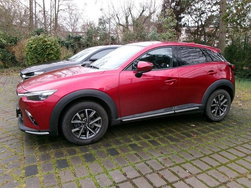 Rot Gebraucht 2018 Mazda CX-3 Sports-Line SUV | 16.990 € (Etwas zu teuer) - Bild 1/1