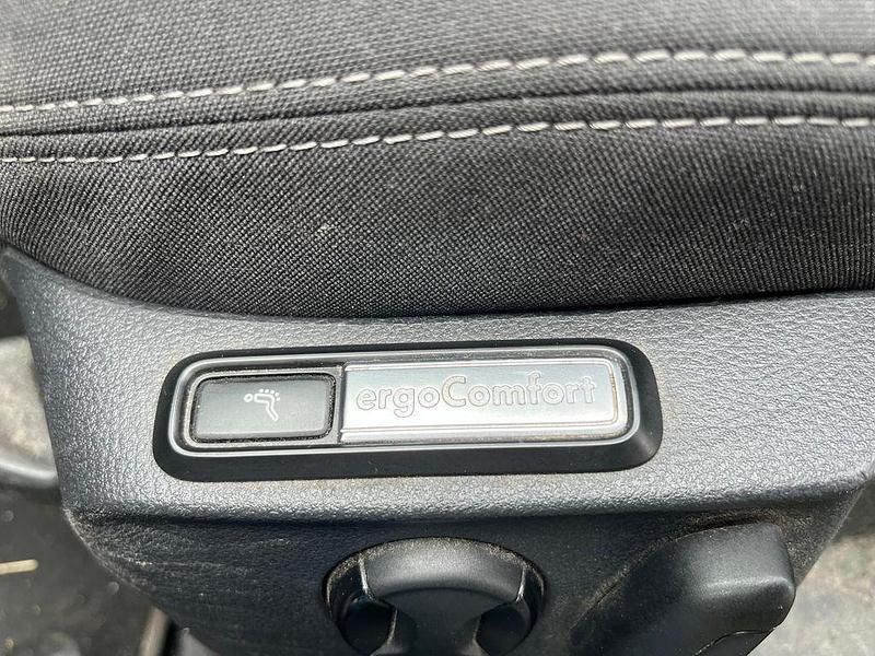 Gebraucht VW Passat 190 PS (139 kW) 2015 Grau Kombi