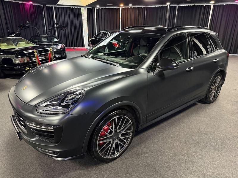 Gebraucht Porsche Cayenne GTS 441 PS (324 kW) 2017 Schwarz SUV