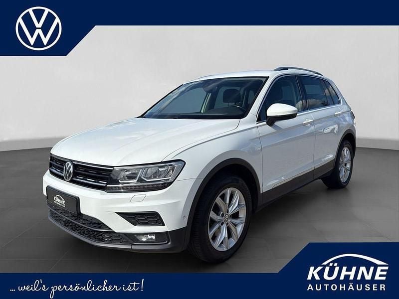 Pure white Gebraucht 2018 VW Tiguan Comfortline SUV | 15.800 € (Guter Preis) - Bild 1/4