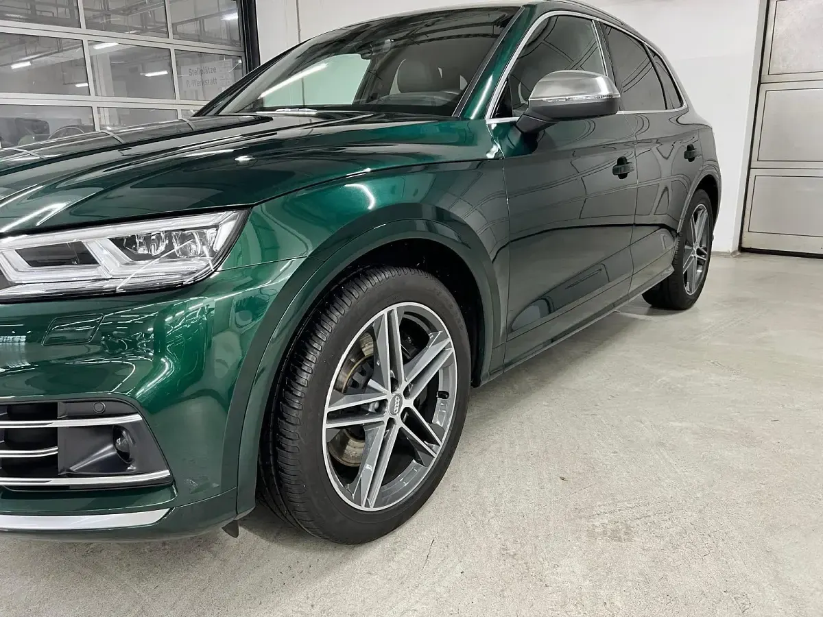 Gebraucht Audi SQ5 347 PS (255 kW) 2020 Grün SUV