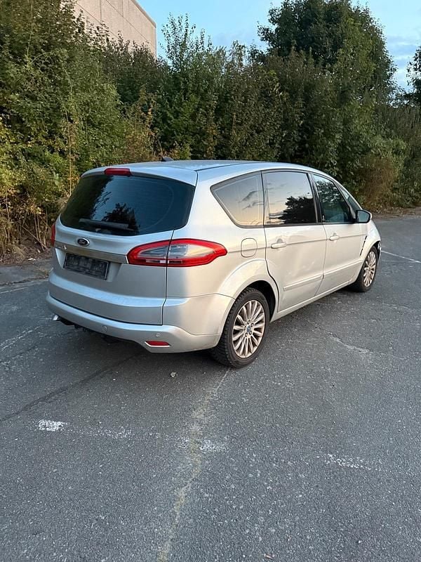 Gebraucht 2013 Ford S-MAX S Van / Kleinbus | 3.850 € (Superpreis) - Bild 1/4
