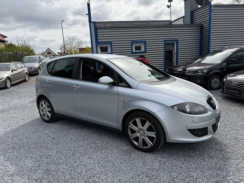 Gebraucht Seat Altea Comfort 125 PS (91 kW) 2009 Grau Van / Kleinbus