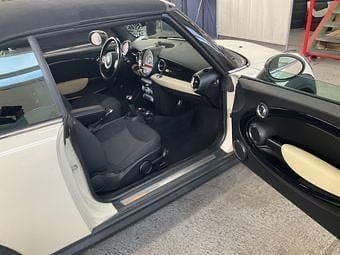 Gebraucht Mini Cooper Cabriolet 120 PS (88 kW) 2010 Weiß Cabrio