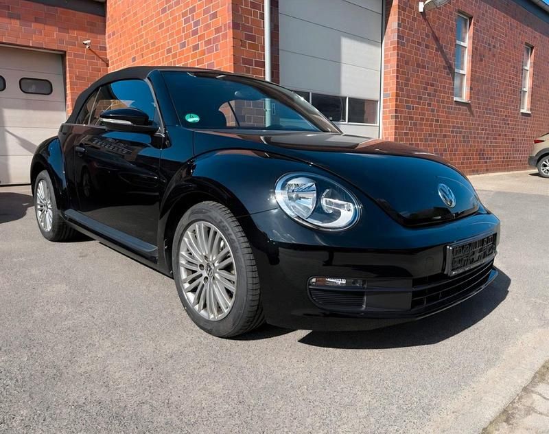 Second-hand VW Beetle 105 CP (77 kW) 2016 Negru Hatchback