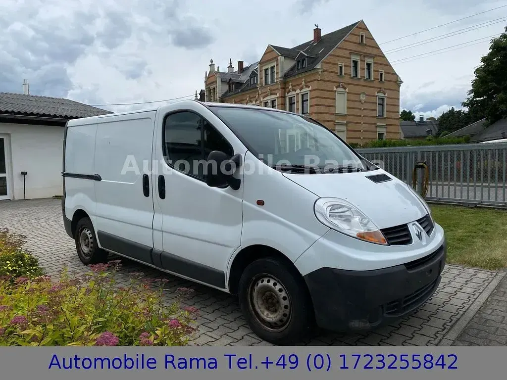 Gebraucht Renault Trafic 90 PS (66 kW) 2006 Weiß Van / Kleinbus
