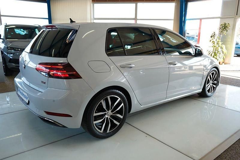 Gebraucht VW Golf VII R 116 PS (85 kW) 2017 Silber Limousine