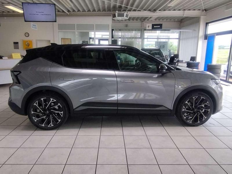 Yuy dolomitgrau + schwarz Gebraucht 2024 Renault Scénic Esprit Alpine Van / Kleinbus | 46.950 € (Fairer Preis) - Bild 1/4