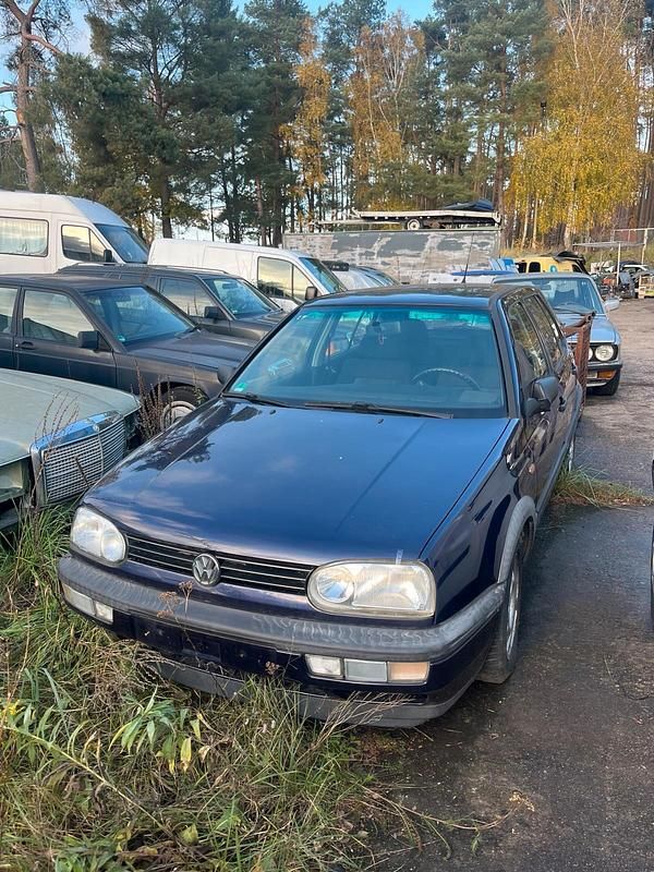 Andere farben Gebraucht 1994 VW Golf III Edition Kleinwagen | 1.600 € - Bild 1/4