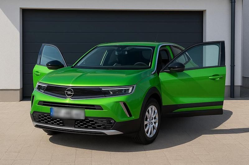 Grün Gebraucht 2021 Opel Mokka-e Edition SUV | 14.250 € (Guter Preis) - Bild 1/4