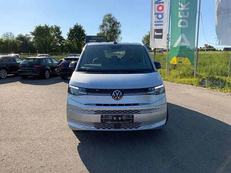 Gebraucht VW Multivan Life 150 PS (110 kW) 2023 Silber Van