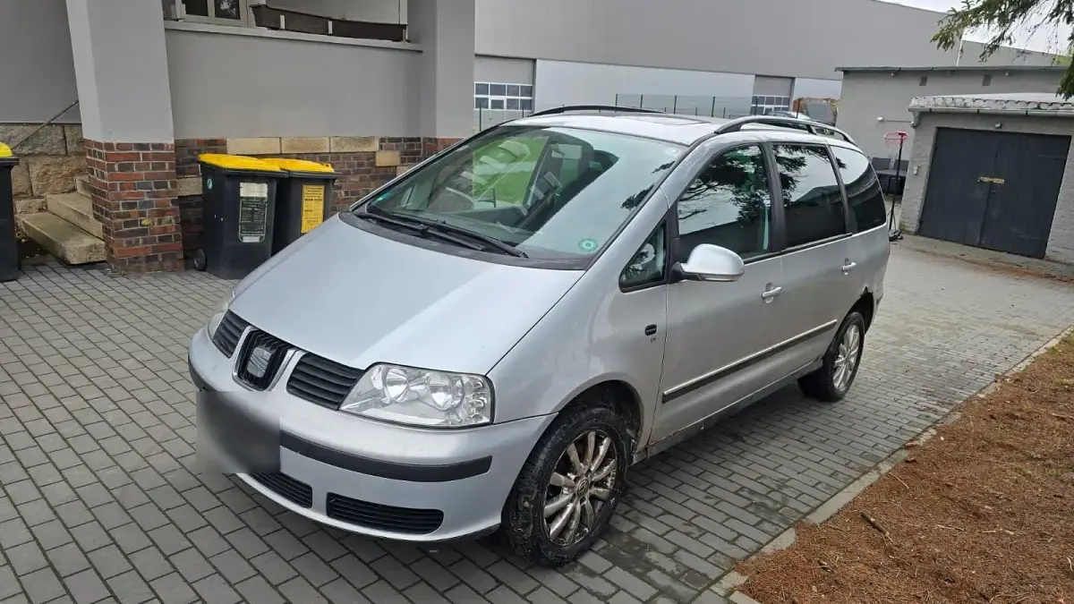 Gebraucht VW Sharan 130 PS (95 kW) 2003 Silber Van / Kleinbus