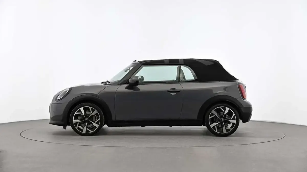 Gebraucht Mini Cooper S Cabriolet Favoured 204 PS (150 kW) 2024 Grau Cabrio