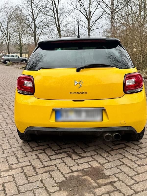 Gebraucht Citroën DS3 Sport Chic 156 PS (114 kW) 2011 Gelb Kleinwagen