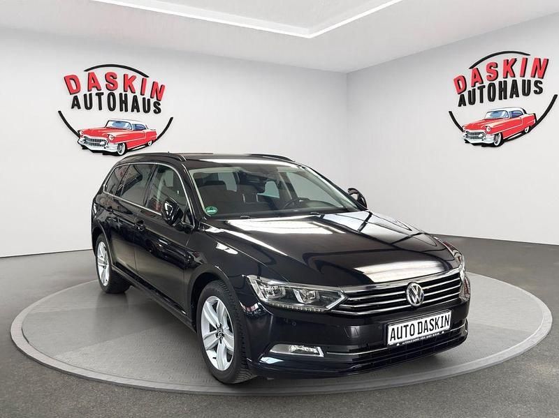 Schwarz Gebraucht 2018 VW Passat Comfortline Kombi | 14.700 € (Guter Preis) - Bild 1/4