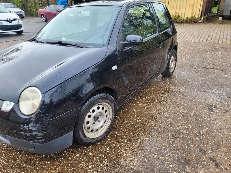 Gebraucht VW Lupo 61 PS (44 kW) 2004 Schwarz Kleinwagen