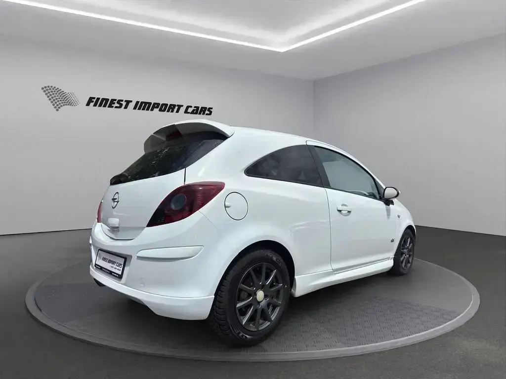 Gebraucht Opel Corsa OPC 87 PS (63 kW) 2011 Weiß Kleinwagen