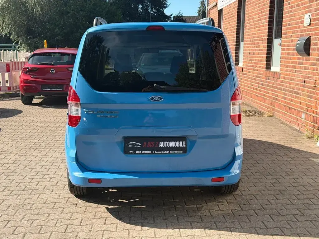 Gebraucht Ford Tourneo Courier Titanium 76 PS (55 kW) 2015 Blau Van / Kleinbus