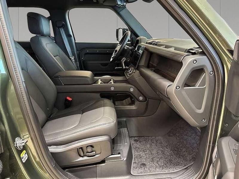 Gebraucht Land Rover Defender 353 PS (259 kW) 2026 SUV