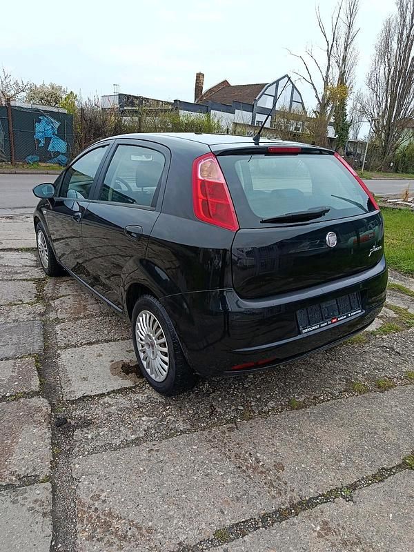 Gebraucht Fiat Punto 95 PS (69 kW) 2008 Schwarz Kleinwagen
