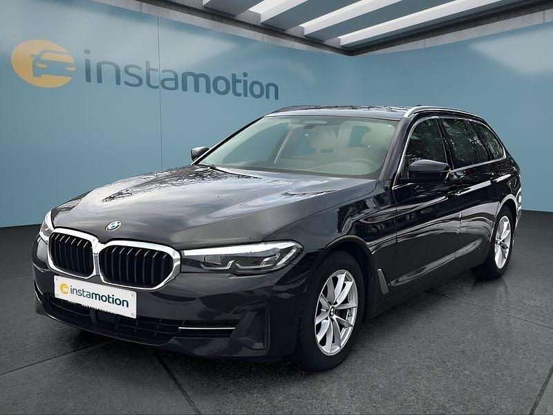 Gebraucht BMW 520 184 PS (135 kW) 2022 Schwarz Kombi