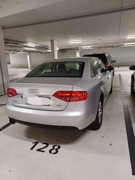 Gebraucht Audi A4 Ambiente 160 PS (117 kW) 2008 Grau Limousine